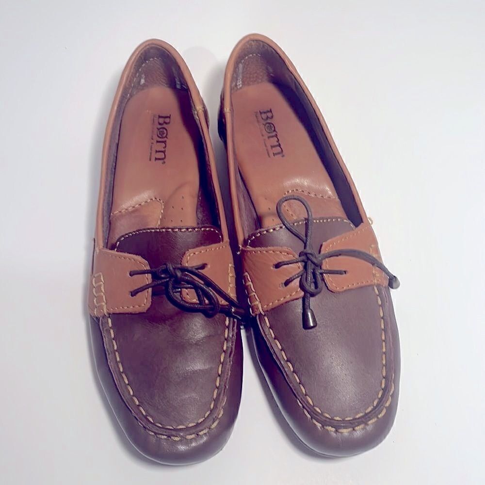 Vintage Born two toned leather loafers